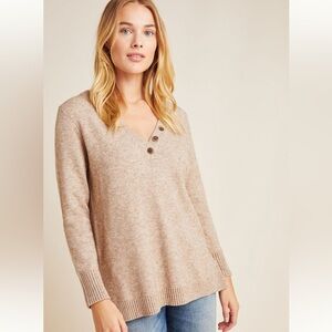 ANTHROPOLOGIE Serena V-neck Henley Button Tan Sweater | Size Medium